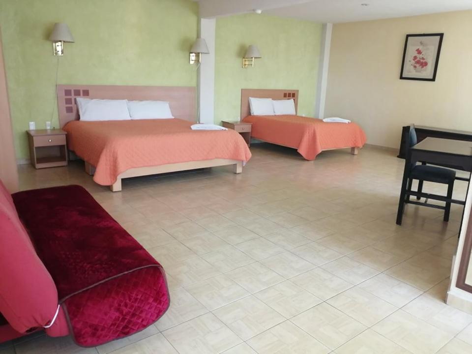 Hotel Real Doxey Tlaxcoapan ภายนอก รูปภาพ